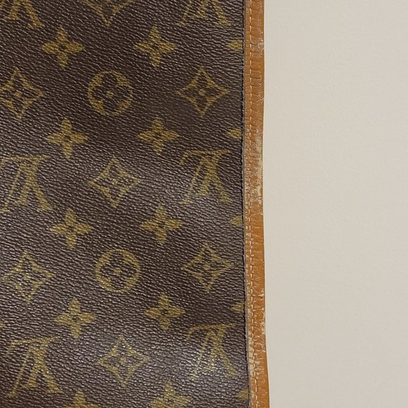 Louis Vuitton Garment Bag - Picture 3 of 10